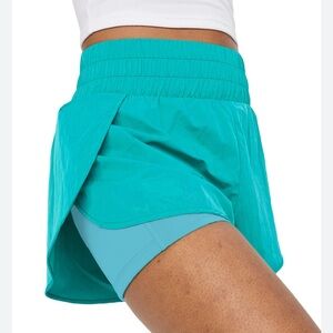 Vintage 90s Avia Athletic Nylon Running Track Shorts sz 4-6